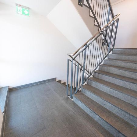 Stay Apartmenthaus Und Monteurzimmer Манхайм Екстериор снимка