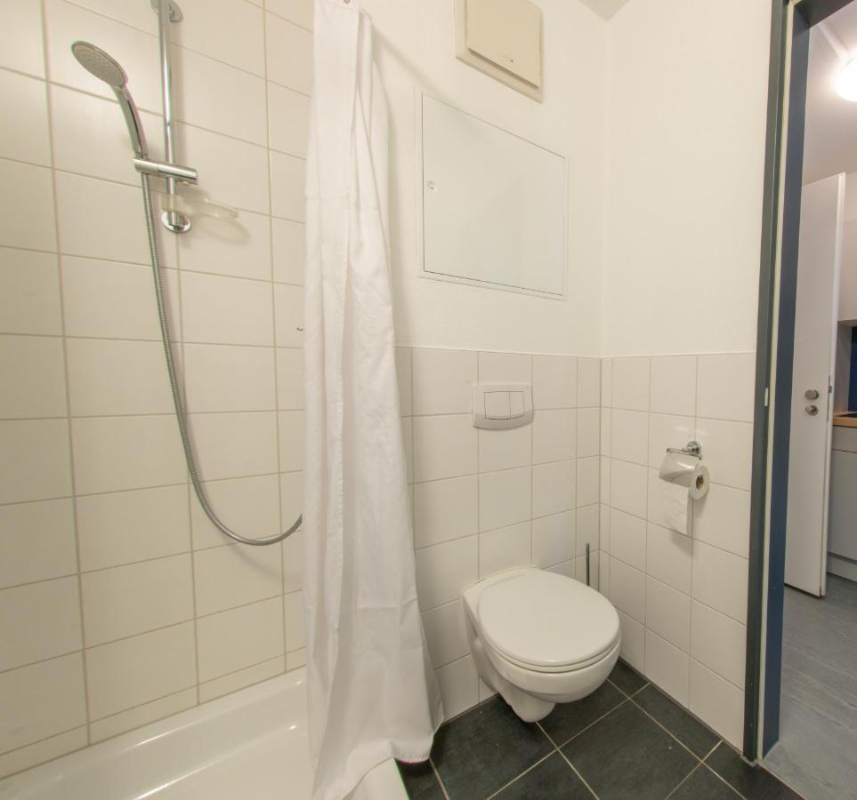 Stay Apartmenthaus Und Monteurzimmer Манхайм Екстериор снимка